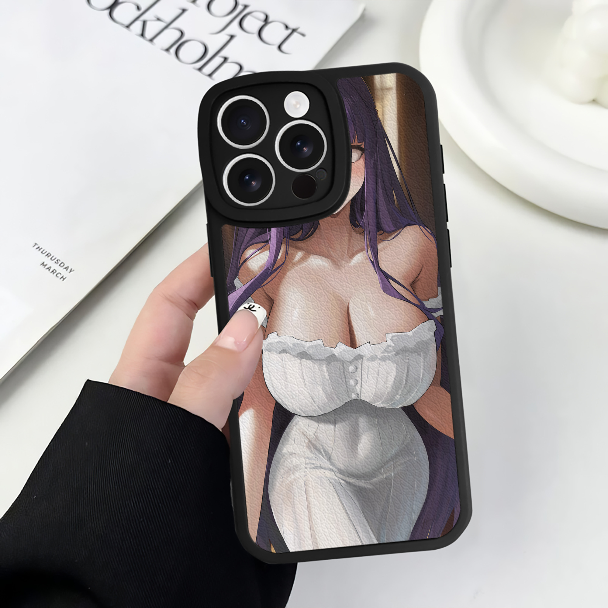 （画像用） 葬送のフリーレン Frieren 【iPhone 16シリーズ対応】シリコンスマホケース（レザー調） 材質：シリコン